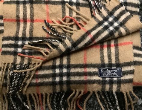 BURBERRY SCHAL 100 Prozent Kaschmir EUR 90,00 